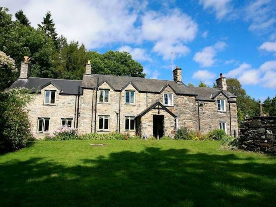 2 Tan-Y-Castell Villa Dolwyddelan Bagian luar foto